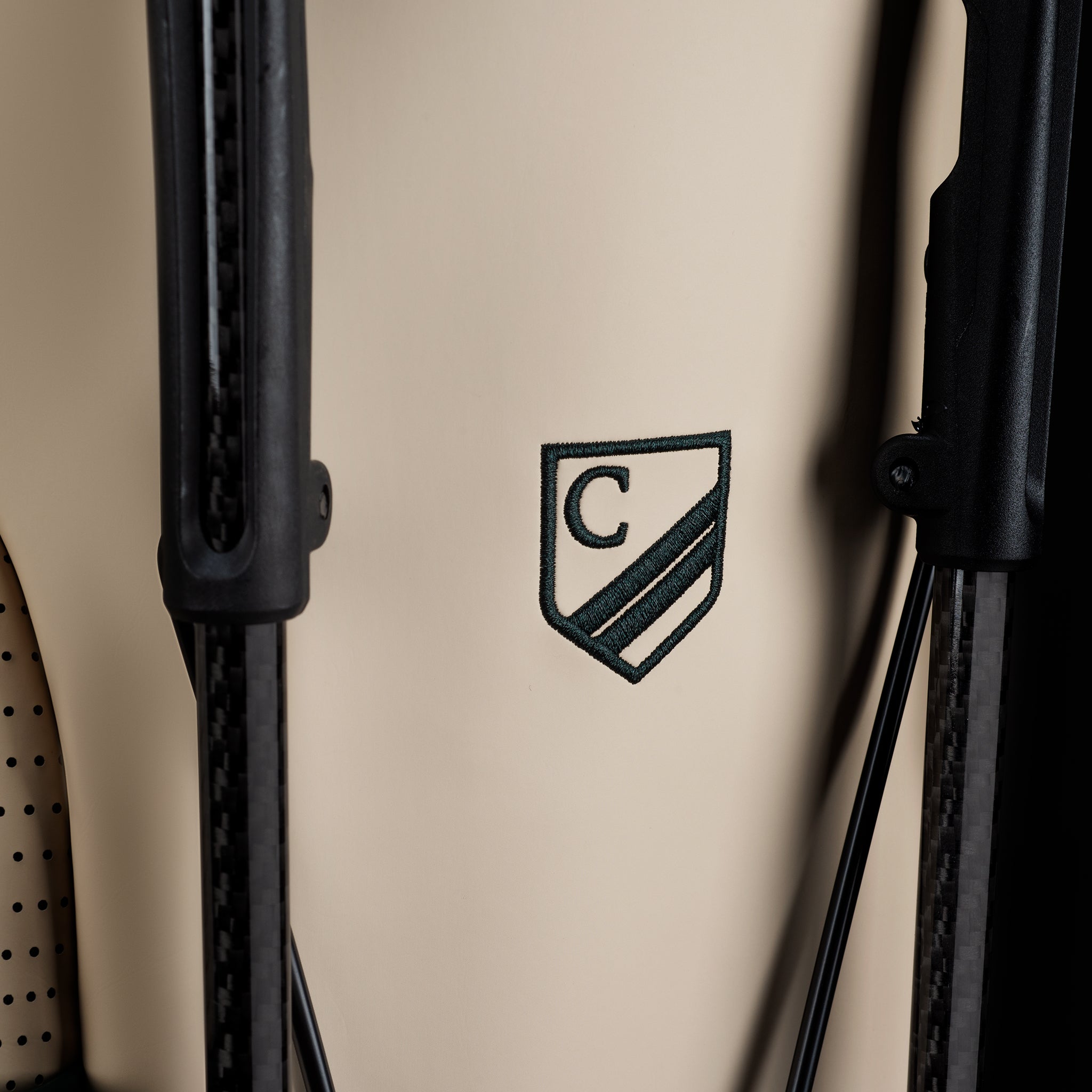 Lux Stand ”Crew Design” Cascade Pearl