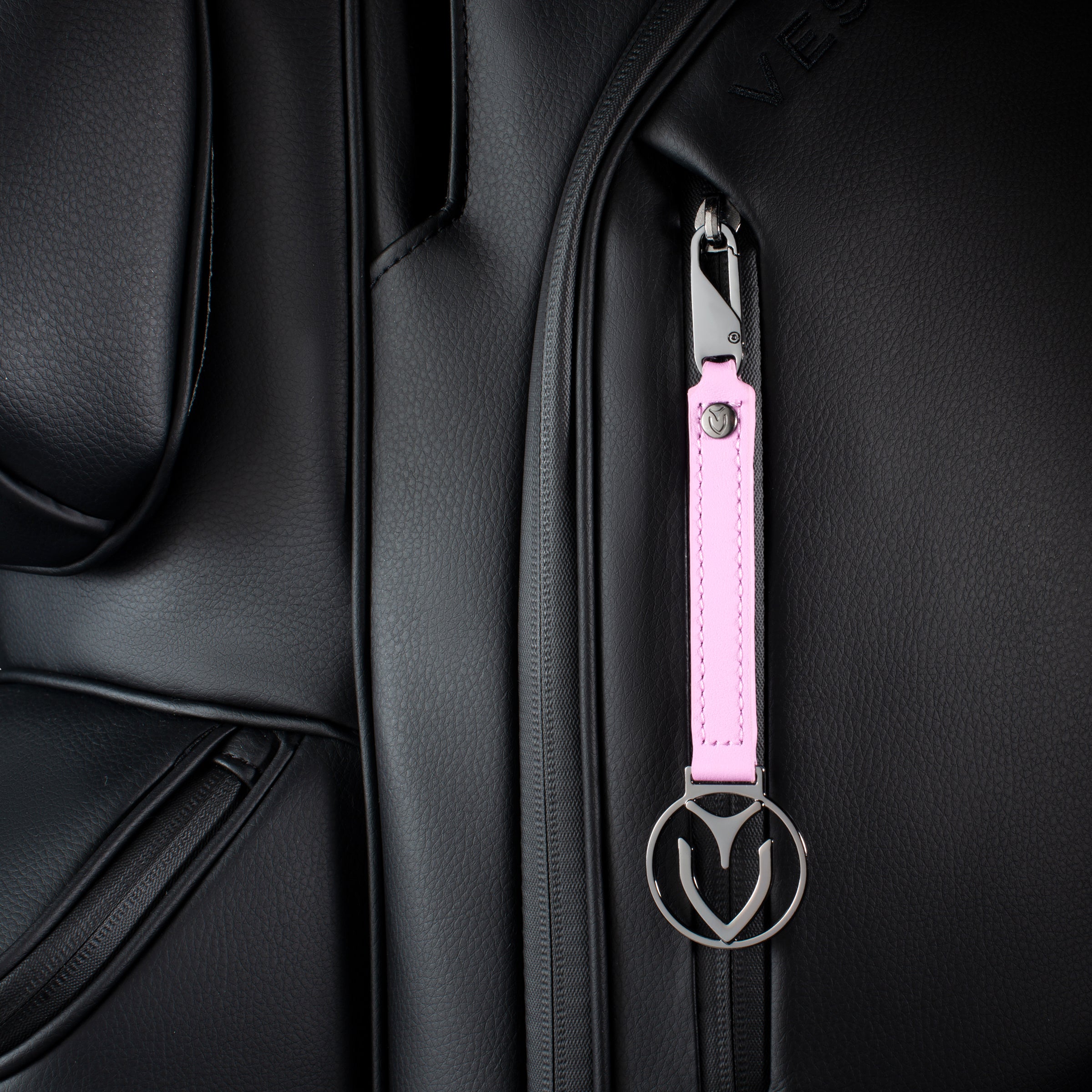 Medallion Logo Pull Pink