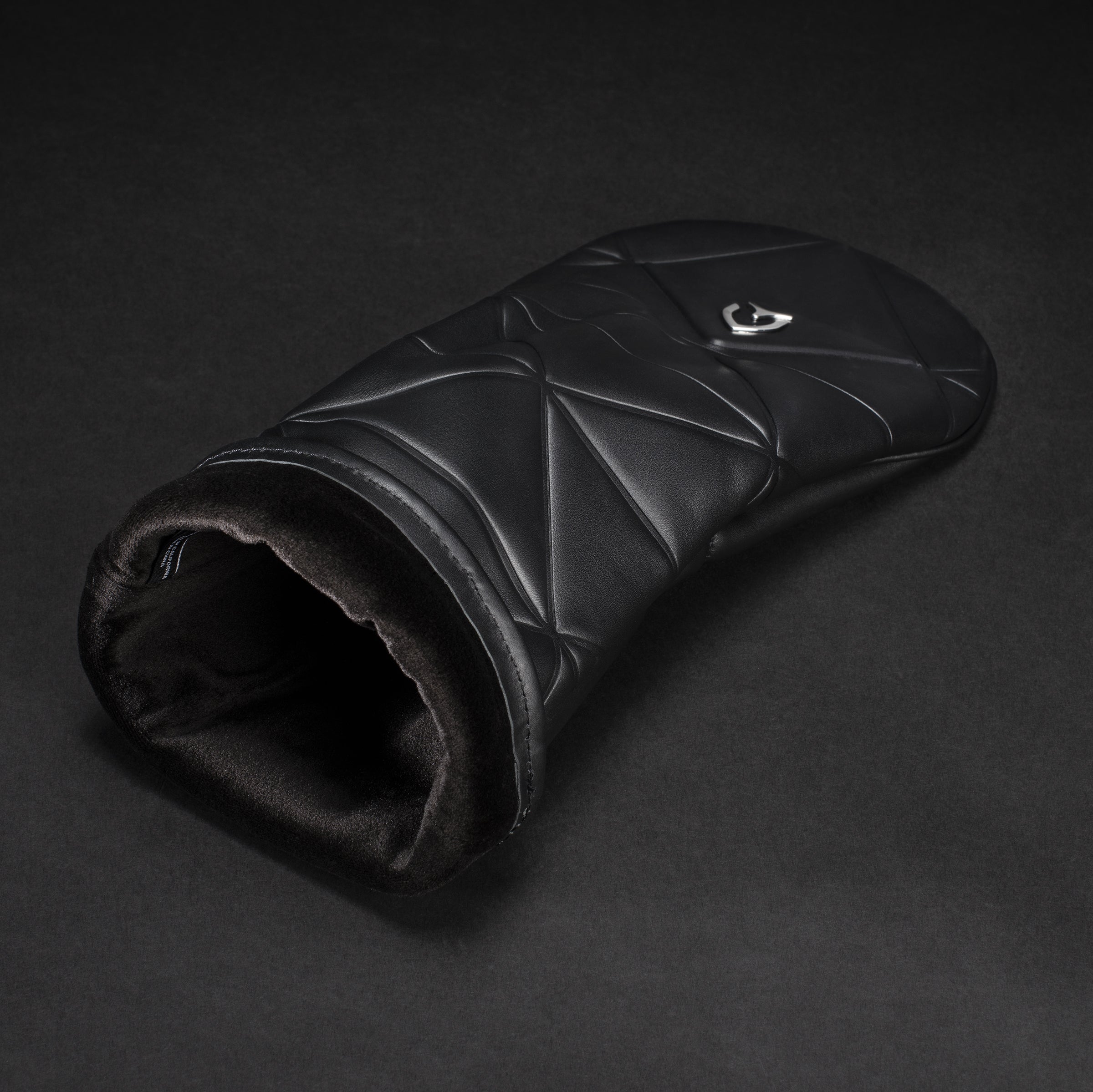 GEOMETRIC HEADCOVER (HC1125) Smooth Black